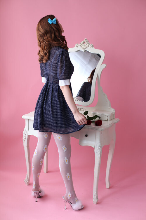 Pure Lily Independent Companion Pure Lily London