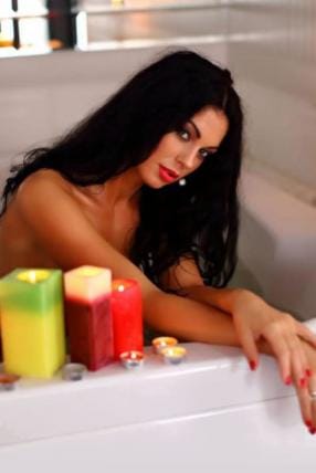 Nina Exclusive Escorts Blue